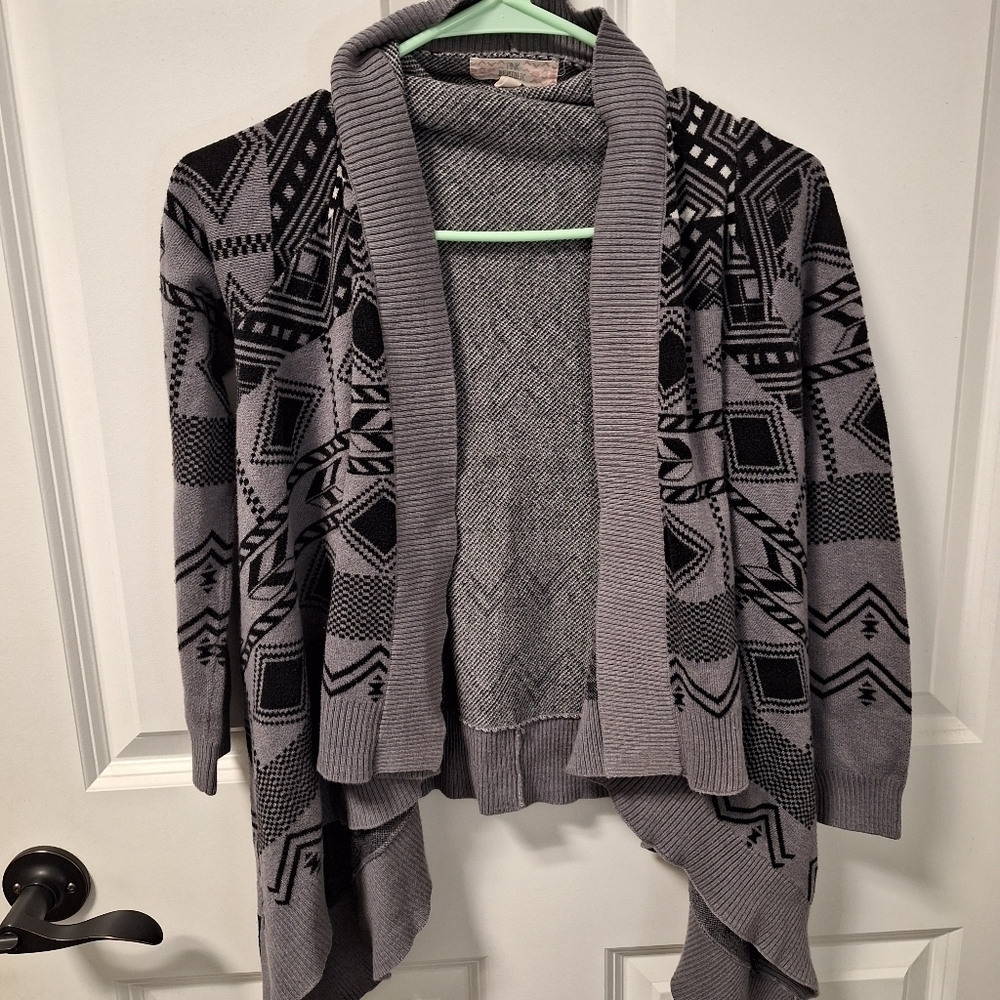Pink Republic cardigan sweater with Aztec or Southwestern design. Small
